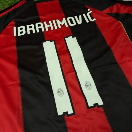 Shirt Ac Milan 2010-2011 Home Ibrahimovic #11 Champions League Men’s Retro